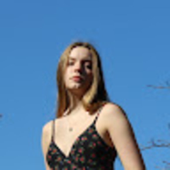 Meet your Posher, Lucy - Picture 1 of 1